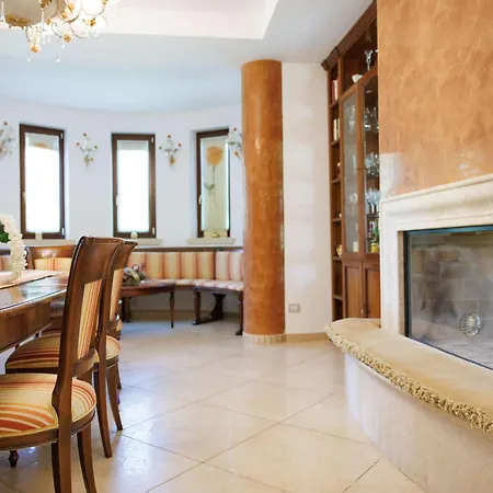 Tenuta Dei Desideri Villa Castelli